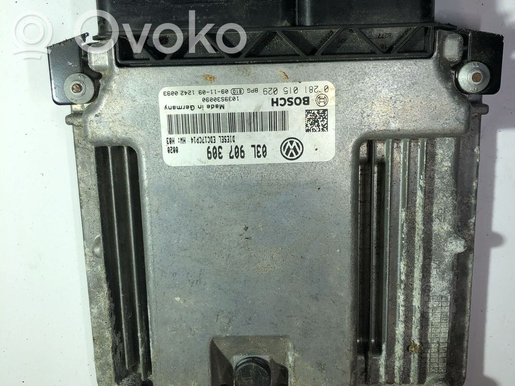 Volkswagen PASSAT B6 Engine control unit/module 