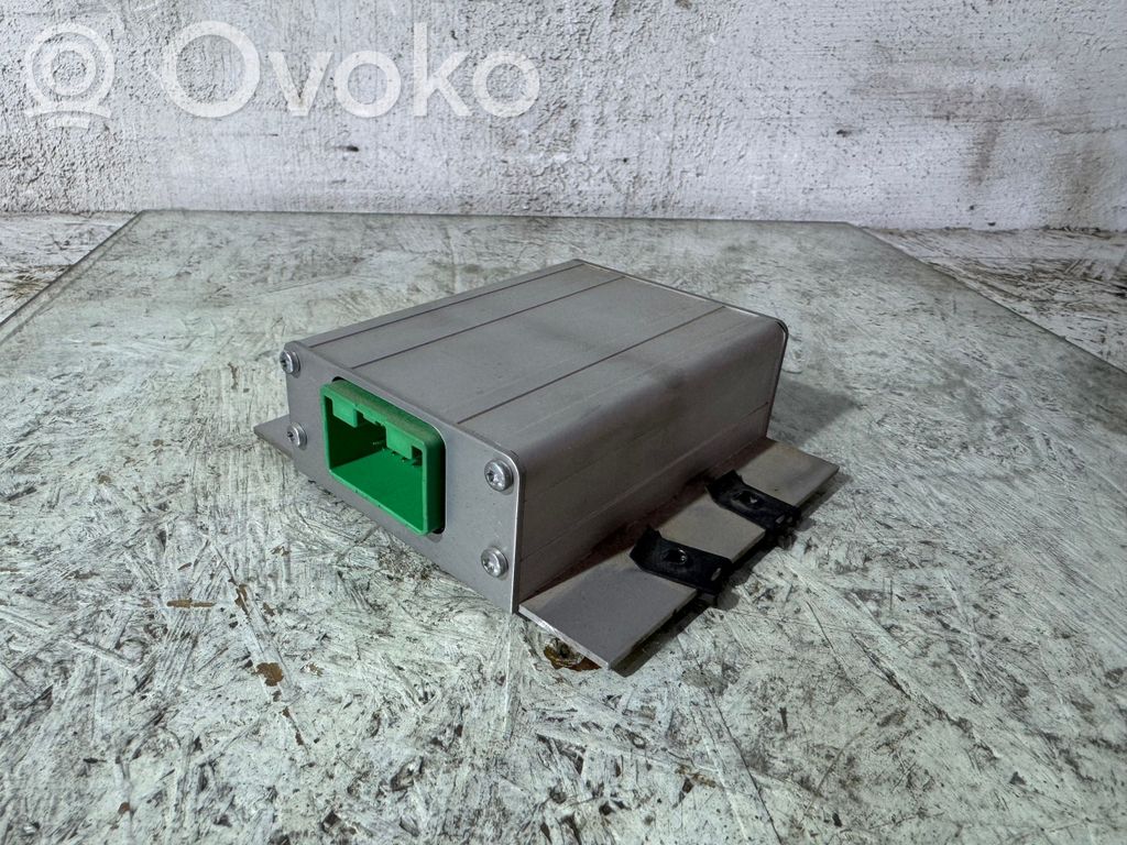 Volvo XC90 GPS navigation control unit/module 