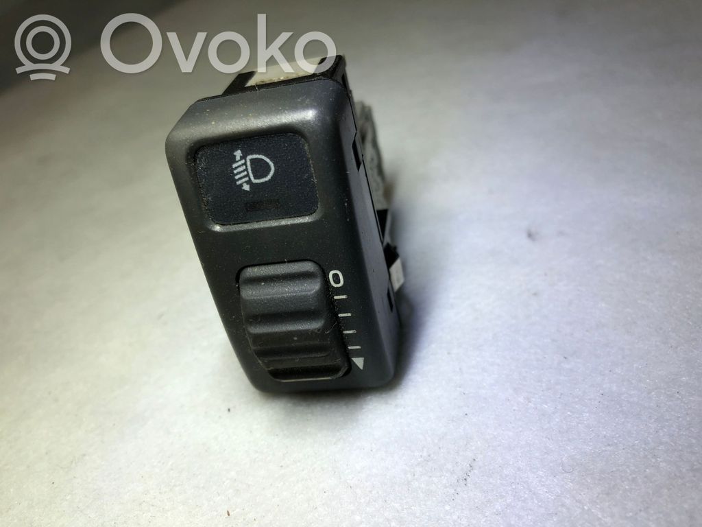 Volvo S70  V70  V70 XC Headlight level height control switch 