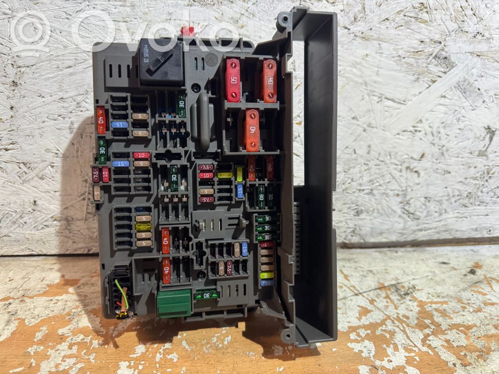 BMW 3 E90 E91 Fuse box set 