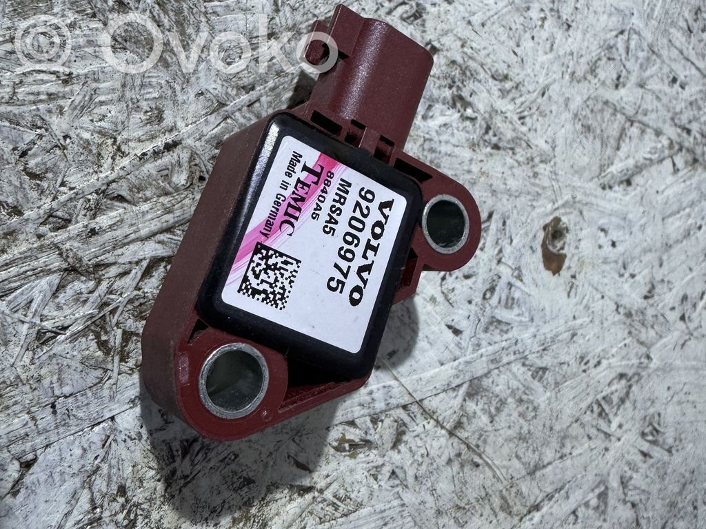 Volvo V50 Airbag deployment crash/impact sensor 