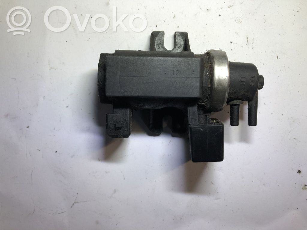 BMW 1 E81 E87 Solenoīda vārsts 
