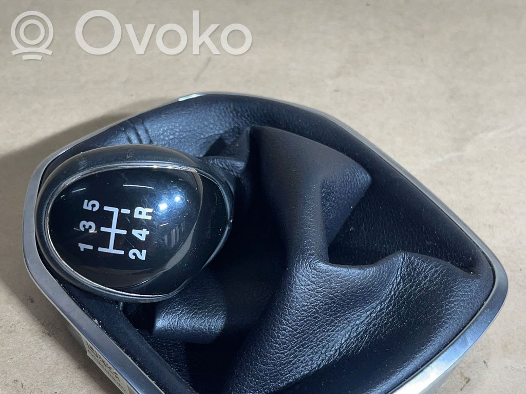 Ford Turneo Courier Gear lever shifter trim leather/knob 