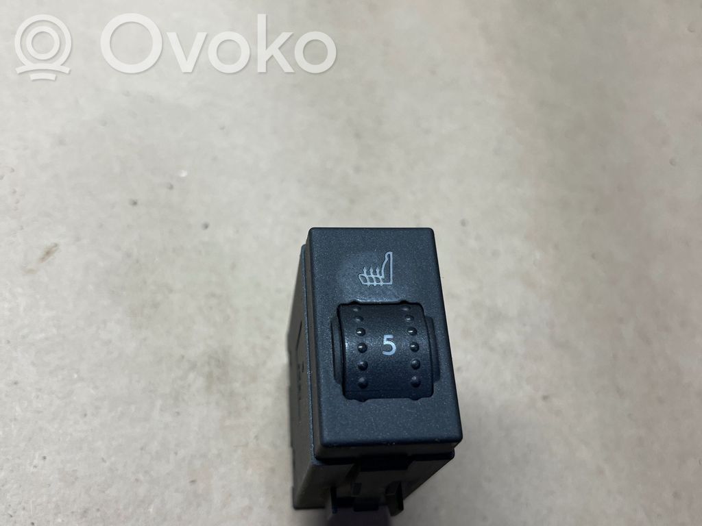 Ford Focus Seat heating switch 