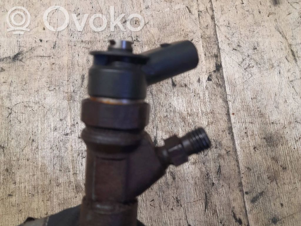 BMW 5 E60 E61 Fuel injector 