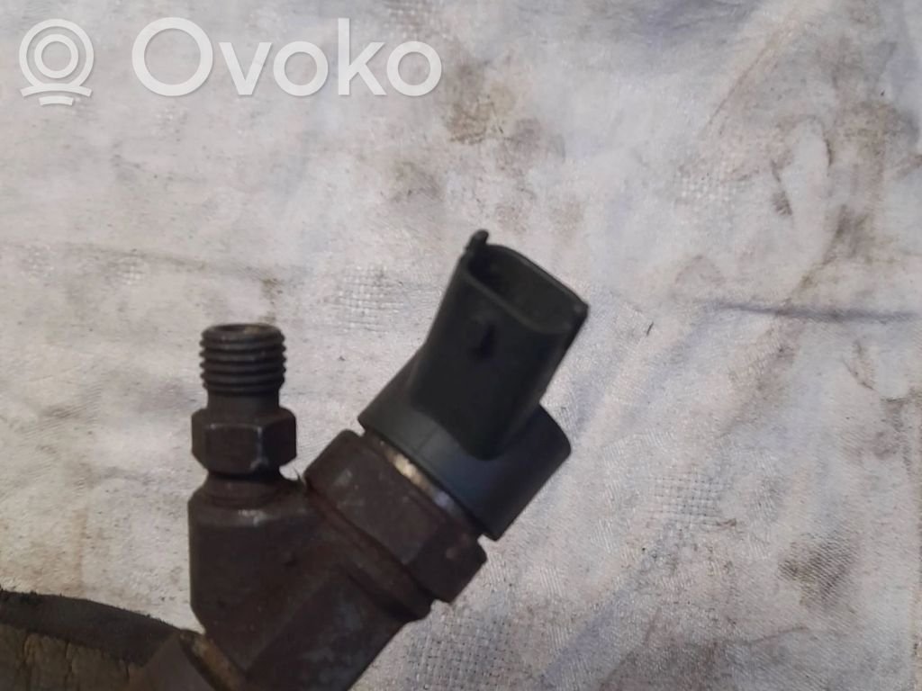 Land Rover Freelander Fuel injector 