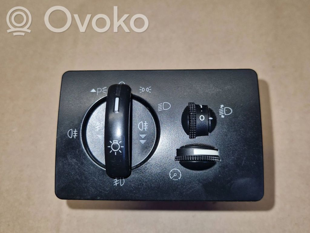 Ford Focus C-MAX Light switch 