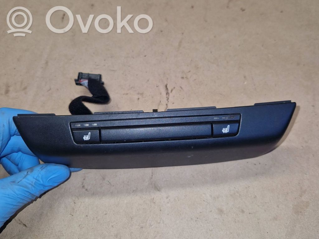 BMW 1 E81 E87 Seat heating switch 
