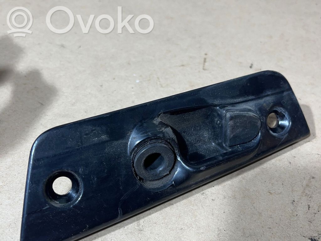 Kita slankiojančių durų apdailos detalė   7H0843638C