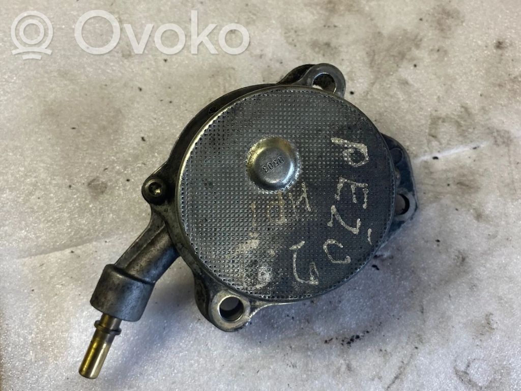 Peugeot 607 Vacuum pump 