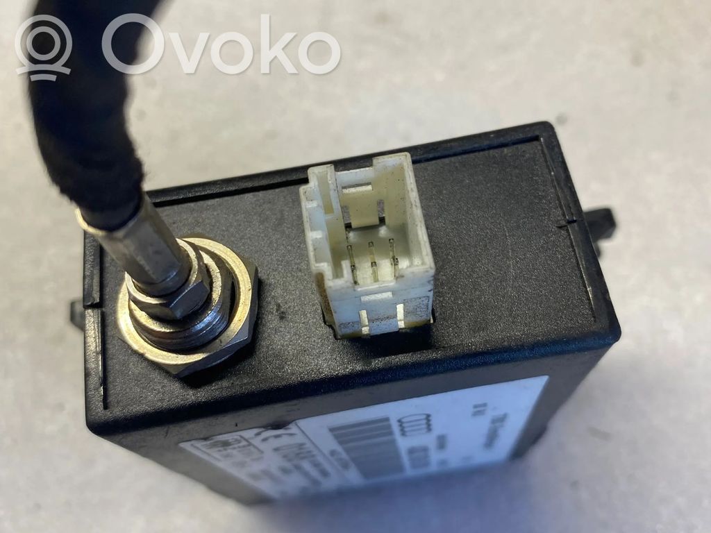 Audi A6 Allroad C5 Aerial antenna amplifier 