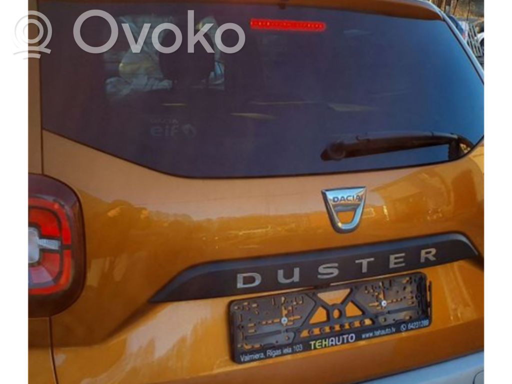 Dacia Duster II Third/center stoplight 
