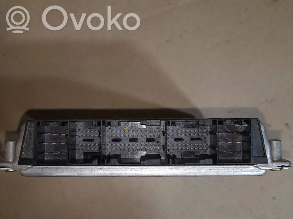 BMW 5 E39 Engine control unit/module 