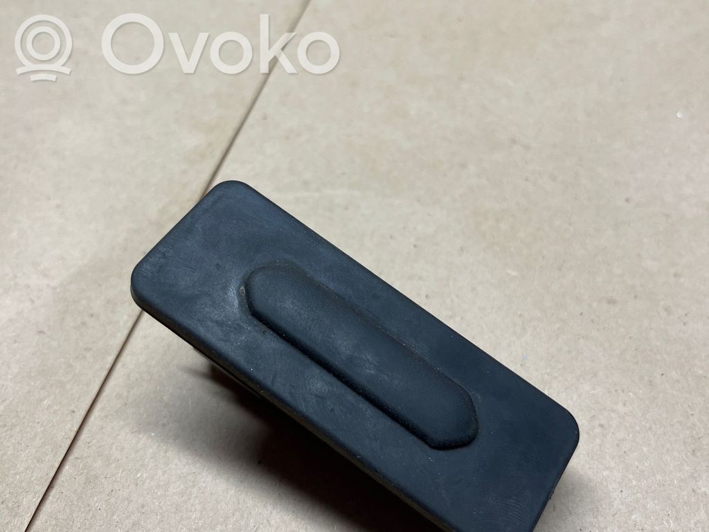 Dacia Duster II Tailgate trunk handle 
