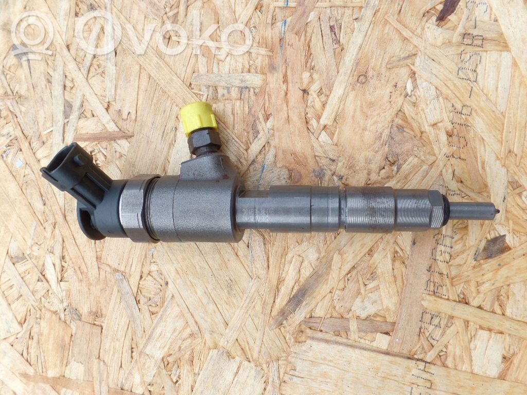 Fuel injector   0445110340,870692