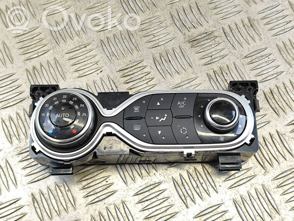 Dacia Sandero Climate control unit 