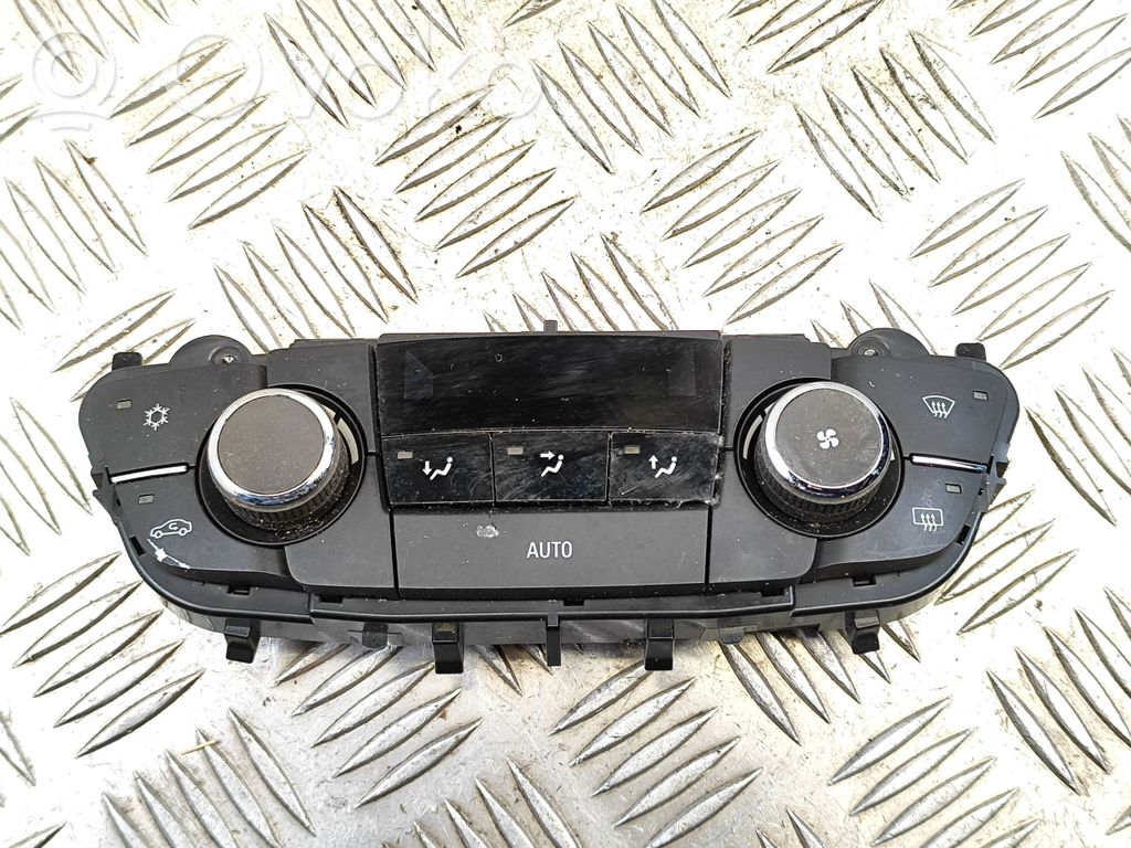 Opel Insignia A Climate control unit 