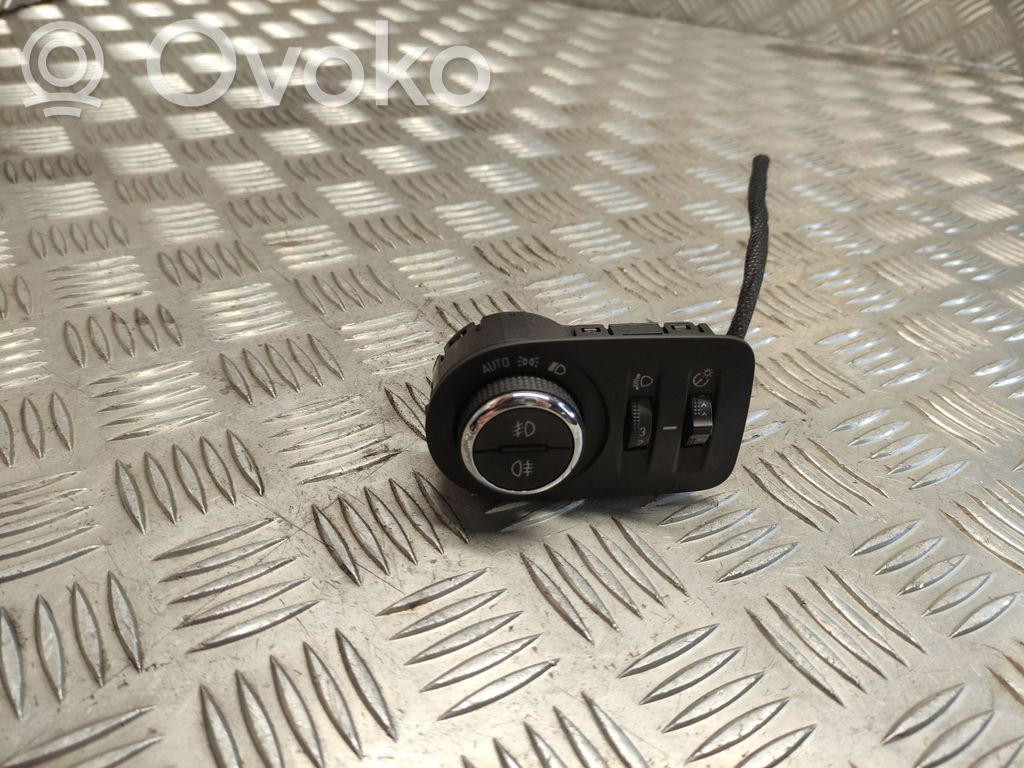 Opel Astra K Light switch 