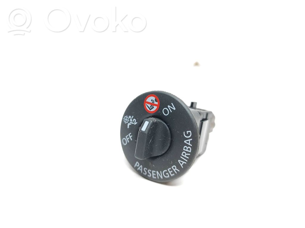 Renault Scenic IV - Grand scenic IV Passenger airbag on/off switch 