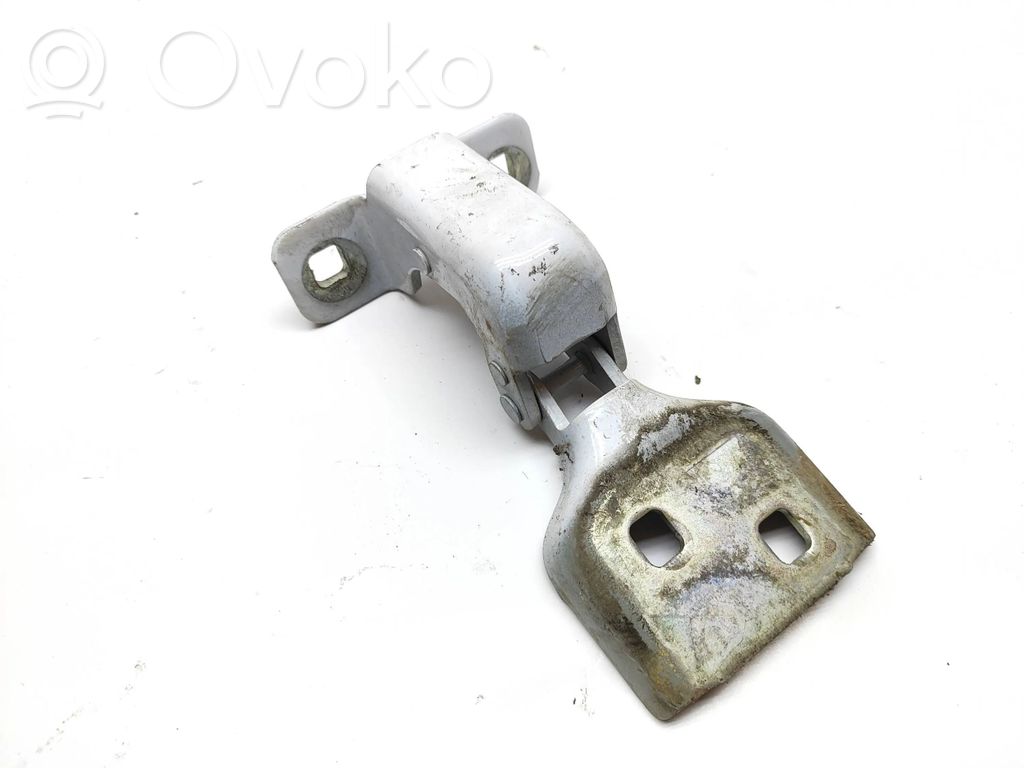 Nissan NV400 Front door lower hinge 