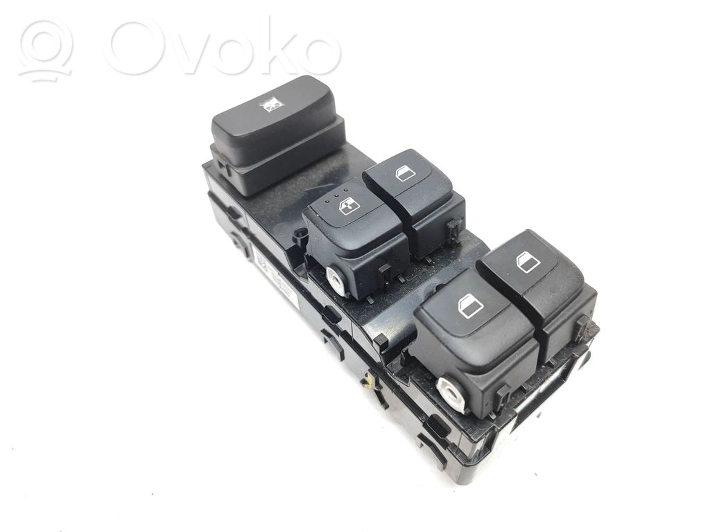 KIA Rio Electric window control switch 