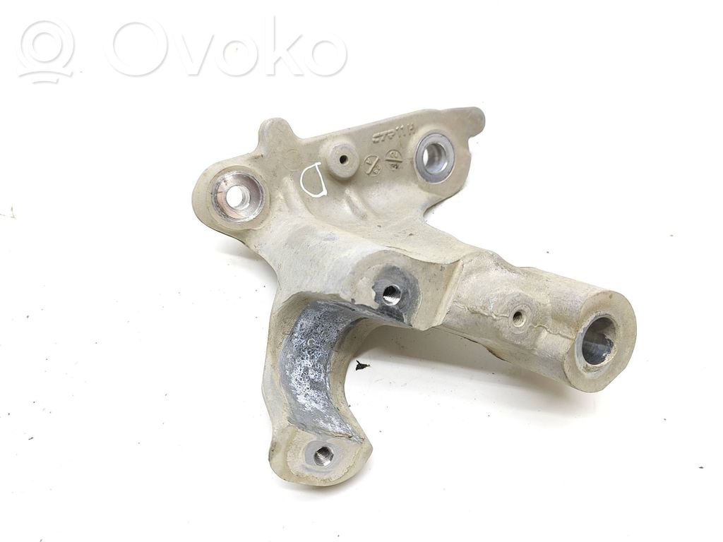 Engine mounting bracket   548500910R