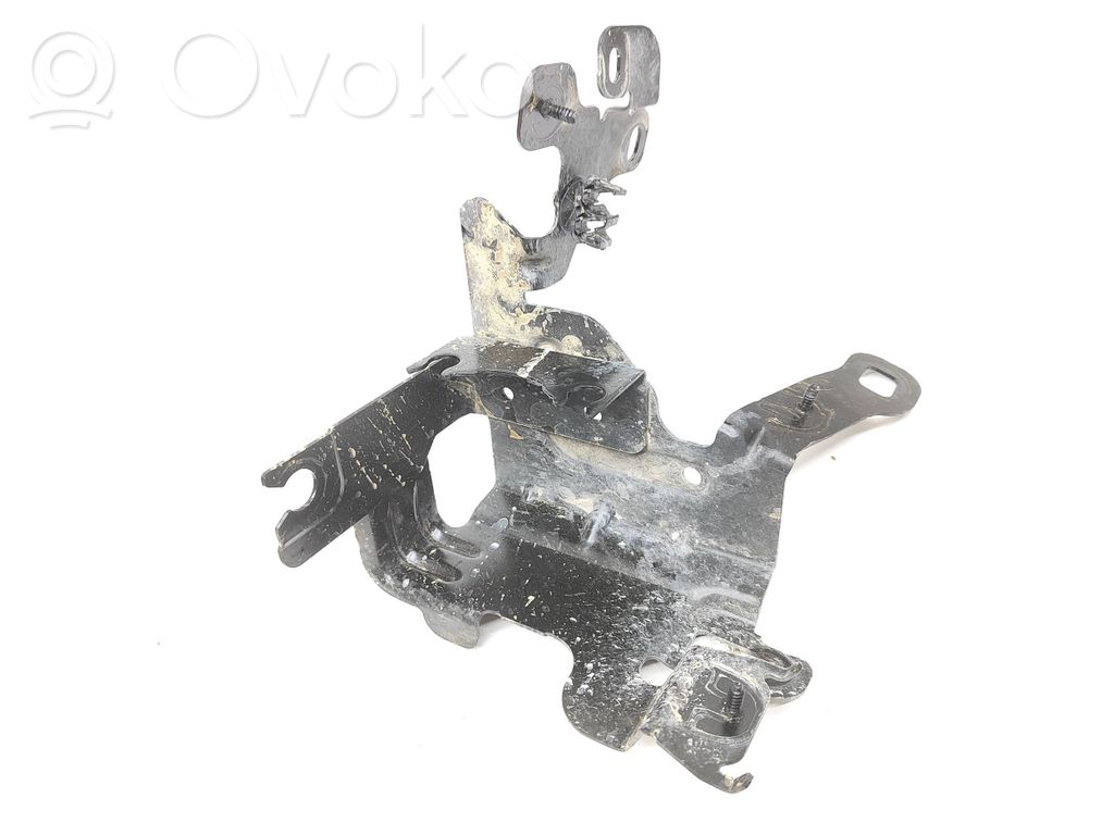 ABS-pumpun kiinnike   478404457R