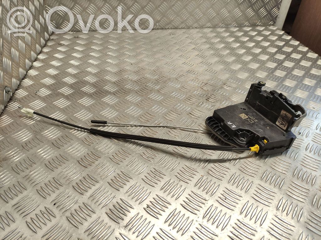 Opel Astra K Etuoven lukko 