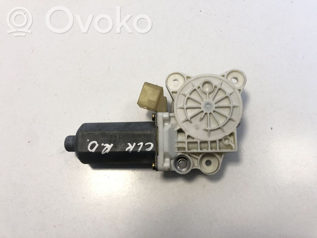 Mercedes-Benz CLK A209 C209 Silnik regulatora szyby drzwi przednich 