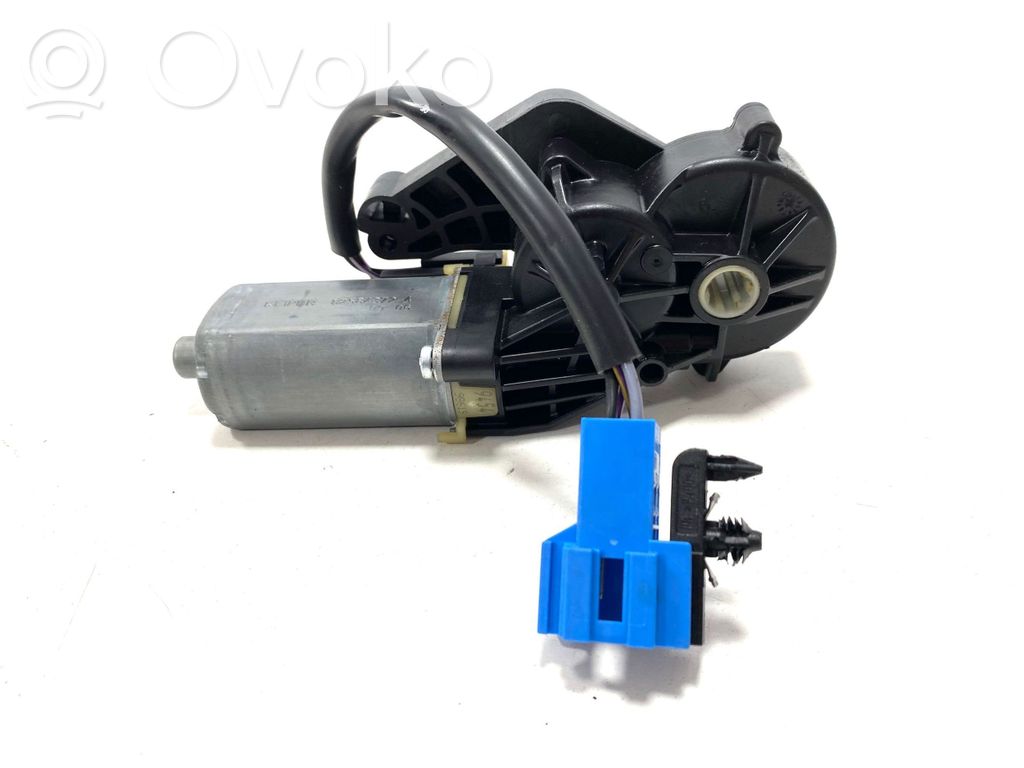 Mercedes-Benz CLS C219 Motor reglare scaun 