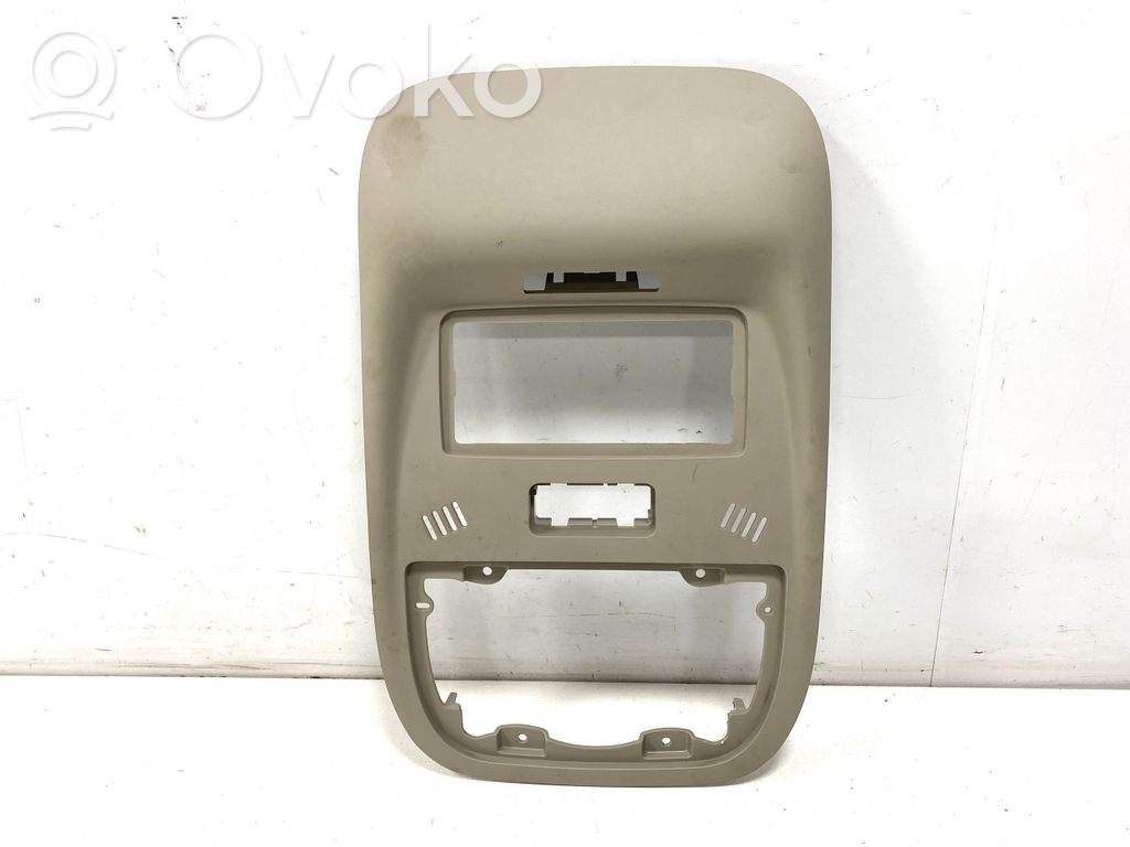 Panel oświetlenia wnętrza kabiny   22917546,3558482,1759685