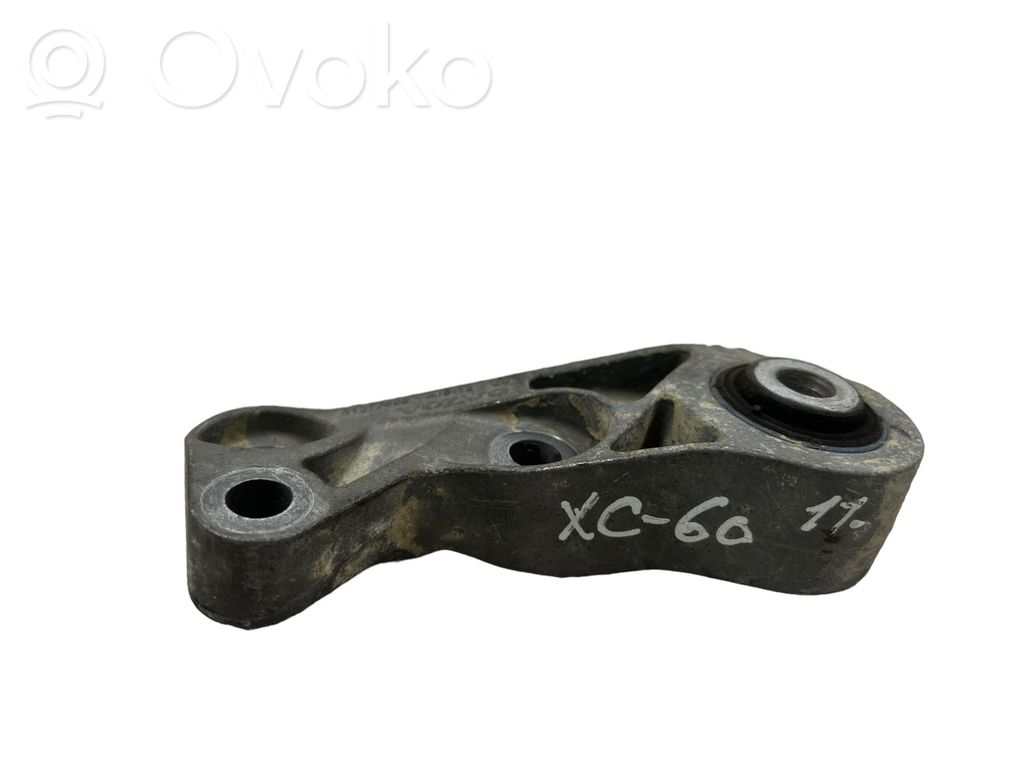 Volvo XC60 Gearbox mounting bracket 