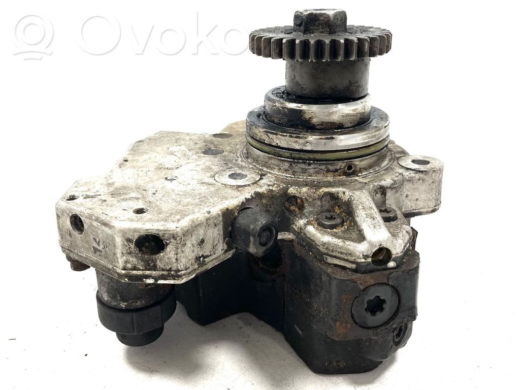 Mercedes-Benz CLS C219 Fuel injection high pressure pump 