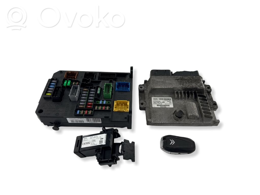 Citroen C4 II Picasso Engine ECU kit and lock set 