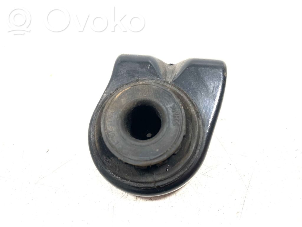 Fixation de radiateur   DM261,DM261