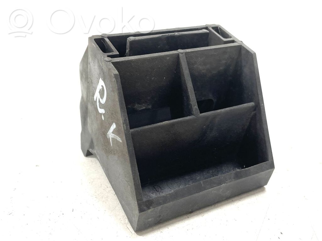 BMW 5 E60 E61 Radiator mount bracket 