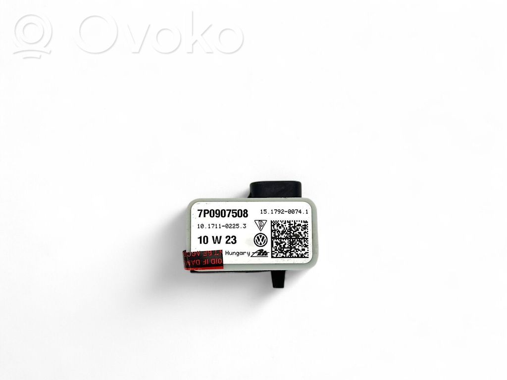 Porsche Cayenne (92A) Airbag deployment crash/impact sensor 