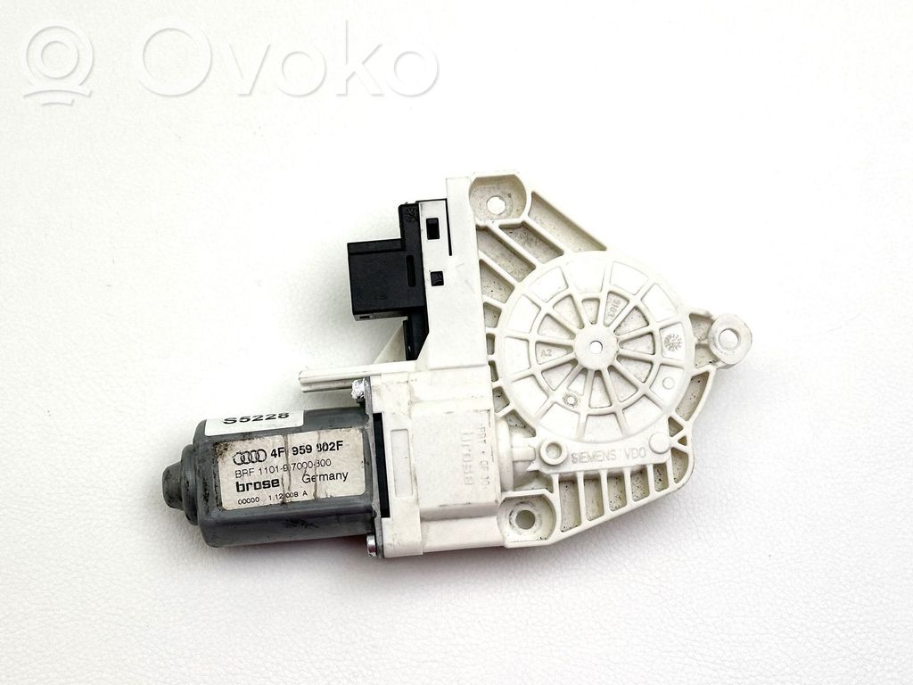 Audi A6 S6 C6 4F Galinis varikliukas langų pakėlėjo 