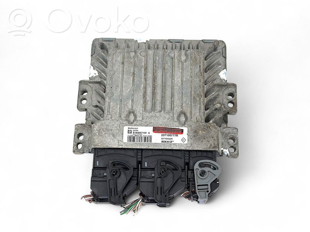 Renault Megane III Engine control unit/module 