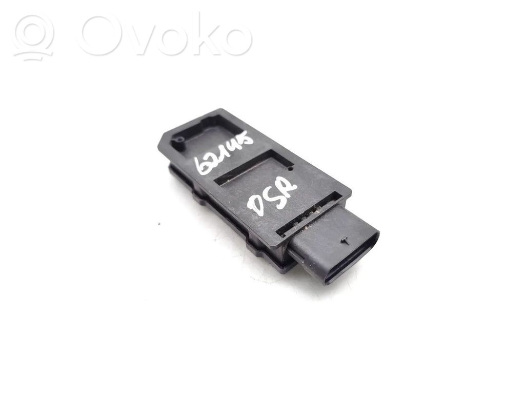 Skoda Enyaq iV Interior comfort aerial antenna 