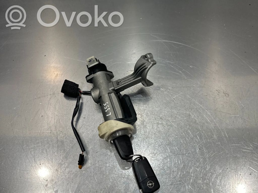 Opel Antara Užvedimo spynelė 
