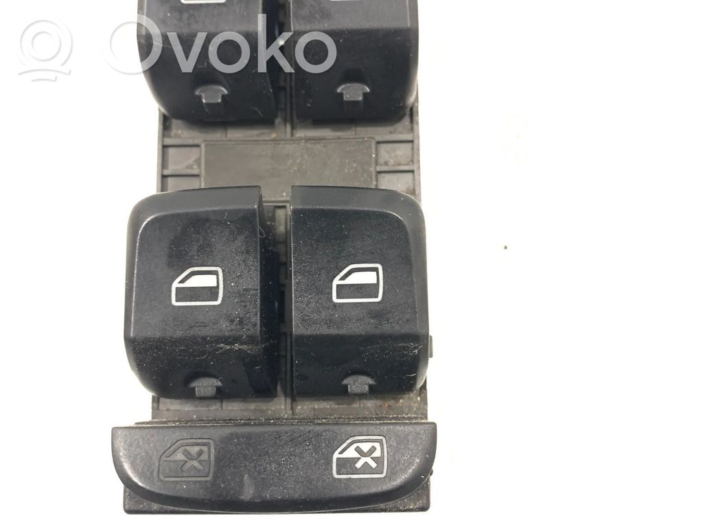Audi A4 S4 B8 8K Electric window control switch 