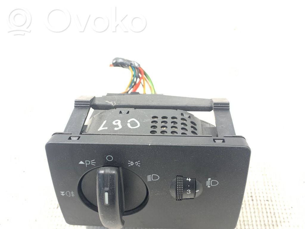 Ford Focus Light switch 