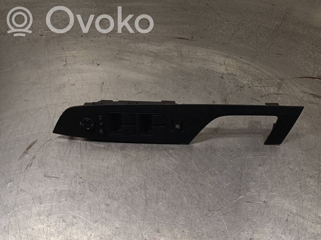 Mazda 6 Interruptor del elevalunas eléctrico 