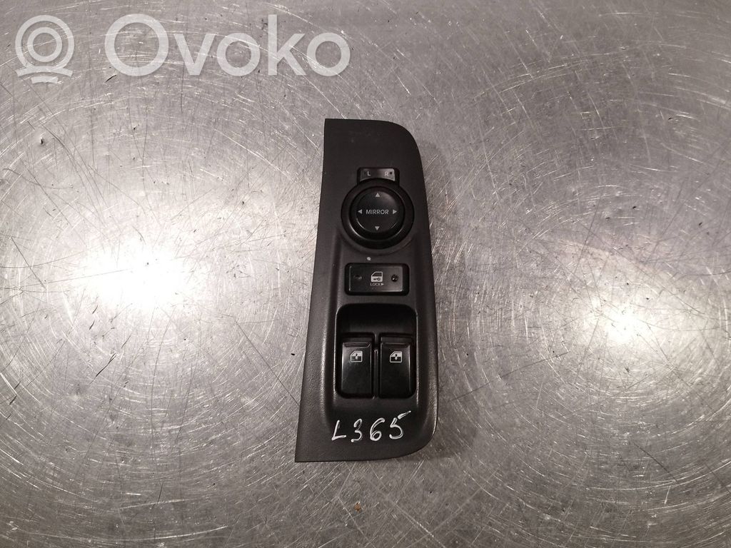 Hyundai H-1, Starex, Satellite Electric window control switch 