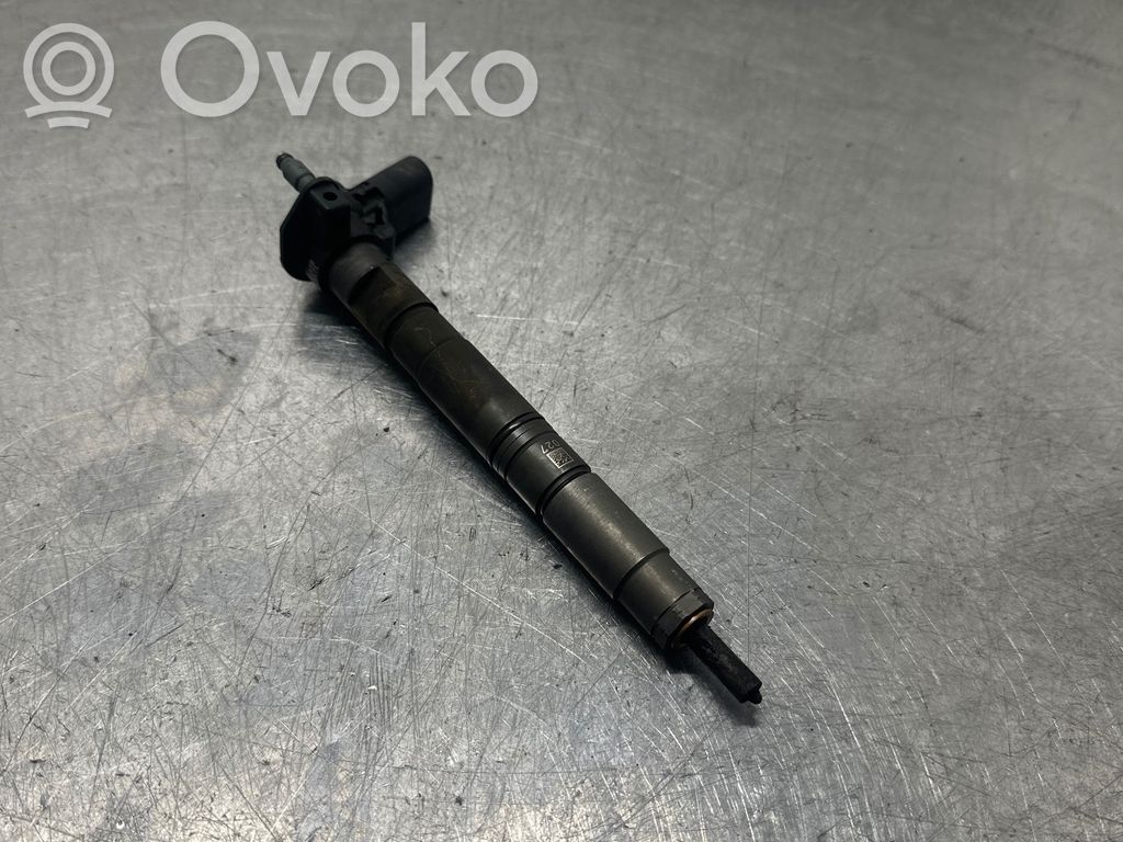 Volkswagen PASSAT B6 Fuel injector 