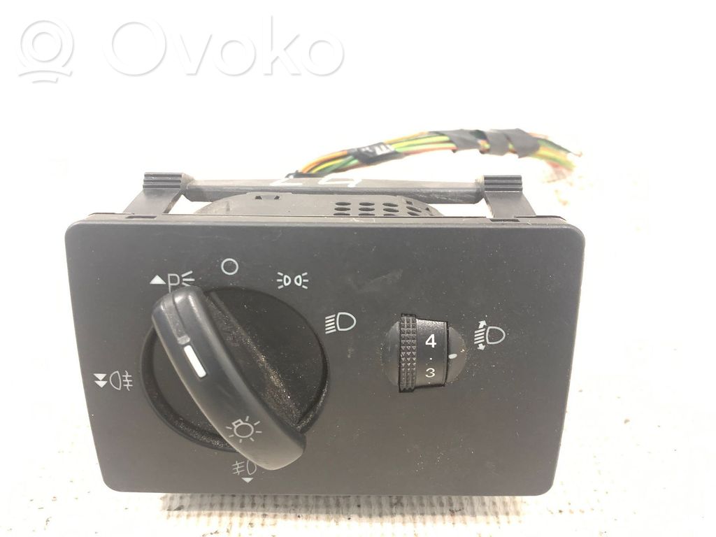 Ford Focus Light switch 