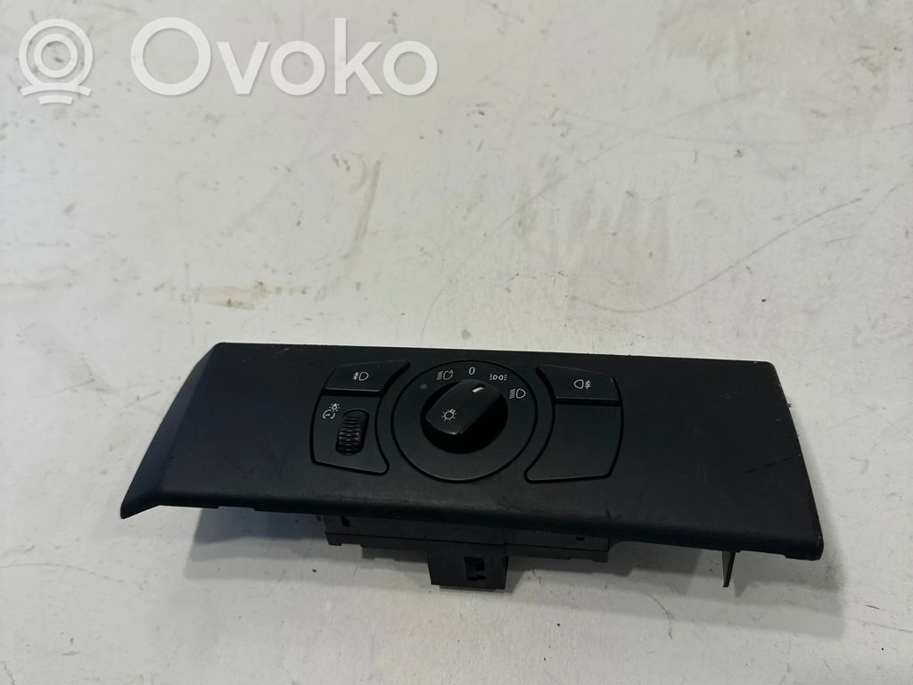 Light switch   6953735,33290403,3006021001941