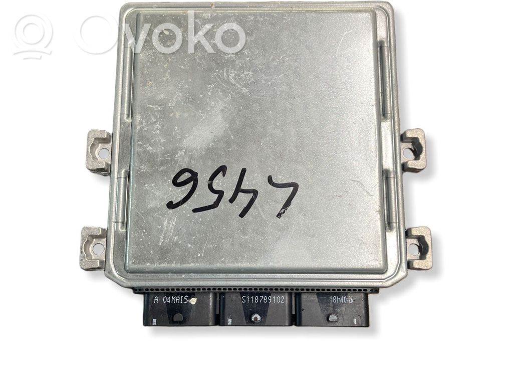 Land Rover Discovery 3 - LR3 Engine control unit/module 
