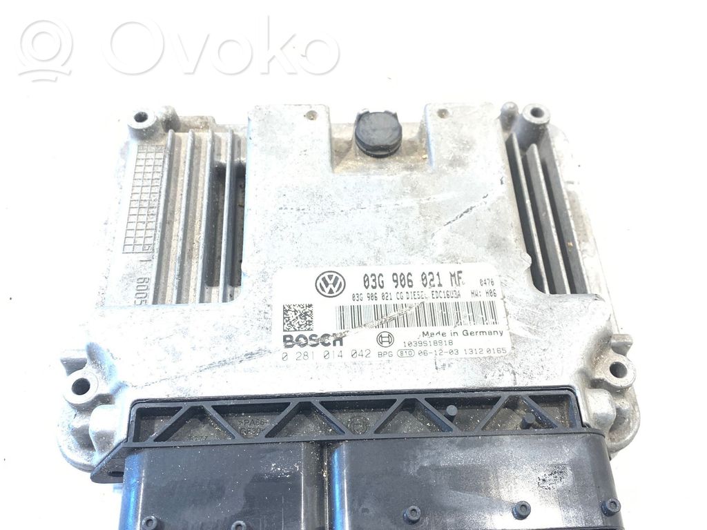 Volkswagen PASSAT B6 Engine control unit/module 
